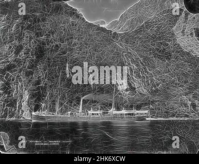 Ispirato da Rotorua a Milford Sound, studio Burton Brothers, studio fotografico, 1879, Dunedin, Fotografia in bianco e nero, Boat è Rotorua di Union Steam Ship Co, reinventata da Artotop. L'arte classica reinventata con un tocco moderno. Design di calda e allegra luminosità e di raggi di luce. La fotografia si ispira al surrealismo e al futurismo, abbracciando l'energia dinamica della tecnologia moderna, del movimento, della velocità e rivoluzionando la cultura Foto Stock