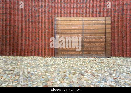 Museo della facciata in mattoni Kueppersmuehle, abbreviato MKM, Porto interno, Duisburg, Renania settentrionale-Vestfalia, Germania Foto Stock