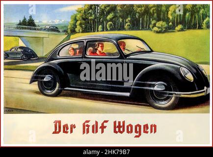 1930s DER KDF WAGEN Nazi Germania Volkswagen VW Brochure pagina Annuncio la 'People's Car' Volkswagens su un autobahn vuoto il programma più ambizioso di KdF per i lavoratori tedeschi era quello di creare una produzione di un'auto a prezzi accessibili, la 'KdF-Wagen', che in seguito divenne la Volkswagen Beetle ('Volkswagen' essendo tedesca per 'People's Car'). Questo era originariamente un progetto intrapreso su richiesta di Adolf Hitler dall'ingegnere Ferdinand Porsche. Foto Stock