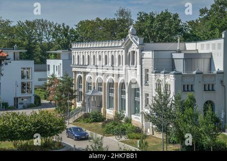 Herrenbad, Dr. -Lahmann-Park, Hermann-Hesse-Strasse, Weisser Deer, Dresda, Sassonia, Germania Foto Stock