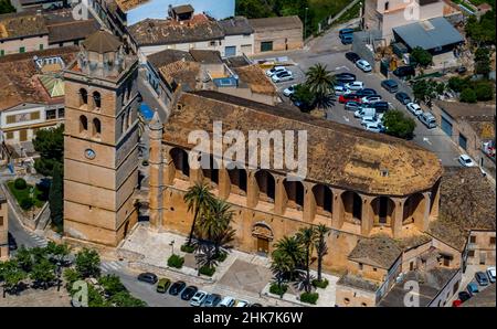 Veduta aerea, Parrocchiale Parròquia di Sant Joan Baptista, Muro, Mallorca, Isole Baleari, Isole Baleari, Spagna, luogo di culto, ES, Europa, reli Foto Stock