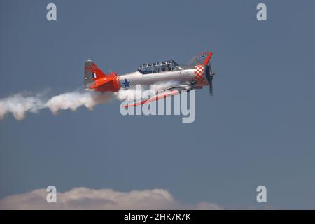 ESKISEHIR, TURCHIA - 12 SETTEMBRE 2021: M.S.O Air and Space Museum North American AT-6G Texan display in Sivrihisar SHG Airshow Foto Stock