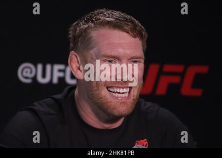 2 febbraio 2022, Las Vegas, Nevada, Las Vegas, NV, Stati Uniti: LAS VEGAS, NV - 2 FEBBRAIO: Sam Alvey interagisce con i media durante la UFC Vegas 47: Hermansson / Srickland Media Day alla UFC Apex il 2 febbraio 2022 a Las Vegas, Nevada, Stati Uniti. (Credit Image: © Diego Ribas/PX Imagens via ZUMA Press Wire) Foto Stock