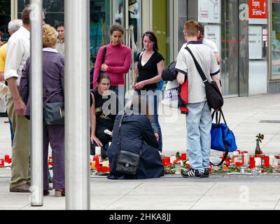 Lutto per Michael Jackson sulla Alexanderplatz a Berlino, Germania, giugno 2009 Foto Stock