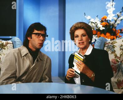 Fragen Sie Frau Doktor Cora, Comedy-Sendereihe, Deutschland 1989, Darsteller: Jan Fedder, Johanna von Koczian Foto Stock