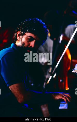 Jazz Fest Berlin, Philharmonie, 1986, Jazzpianist Monty Alexander mit seiner Jamaican Band. Jazz Fest Berlin, Philharmonie, 1986, il pianista jazz Monty Alexander e la sua banda giamaicana. Foto Stock