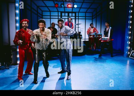 Kool e The Gang, amerikanische Soul, Funk und disco Band, Ronald Bell, James JT Taylor, Michael Ray, bei einem Auftritt, 1985. Kool and the Gang, American Soul, Funk and disco band, Ronald Bell, James JT Taylor, Michael Ray, performance 1985. Foto Stock