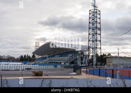 Costruzione dell'Alexander Stadium a Perry Barr, Birmingham per gli eventi sul campo e i 2022 piste dei Birmingham Commonwealth Games Foto Stock