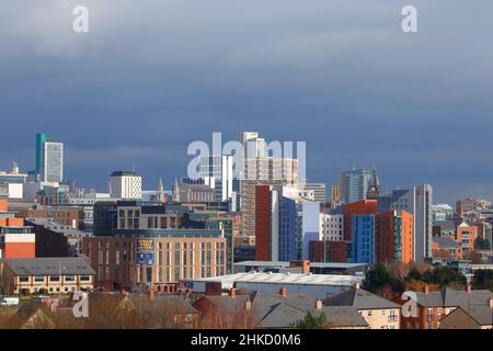 Una vista sul centro di Leeds da Armley. Foto Stock