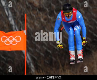 Pechino, Cina. 04th Feb 2022. Christof Innerhofer d'Italia vola davanti a un cancello nel secondo allenamento maschile in discesa alle Olimpiadi invernali di Pechino il 3 febbraio 2022. Parigi ha stabilito il 5th miglior tempo per la giornata. Foto di Rick T. Wilking/UPI Credit: UPI/Alamy Live News Foto Stock