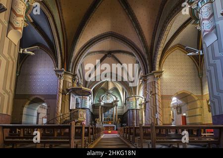 Francia, Landes, Roquefort, tappa sulla via Lemovicensis o Vezelay, uno dei modi principali per Santiago de Compostela, 12th ° secolo chiesa di Sainte-Marie Foto Stock
