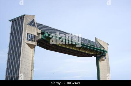 Moderna barriera di inondazione di marea Foto Stock
