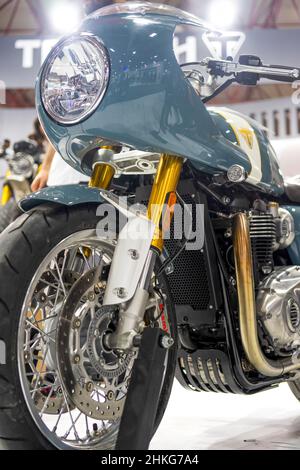 Vista dettagliata della moto Triumph Thruxton. Fiera Internazionale della motocicletta, Istanbul. Foto Stock