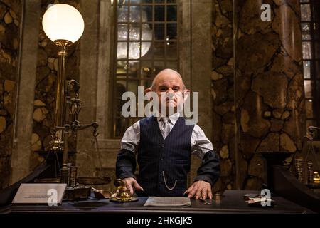 Leavesden, Regno Unito - Gennaio 9th 2022: Goblin Teller sul set impressionante di Gringotts Wizarding Bank, al Making of Harry Potter tour al Warner Br Foto Stock