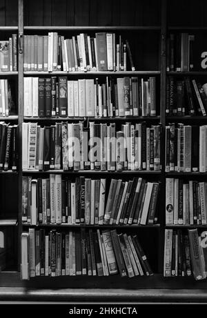 Librerie nella Westminster Reference Library (BW) Foto Stock