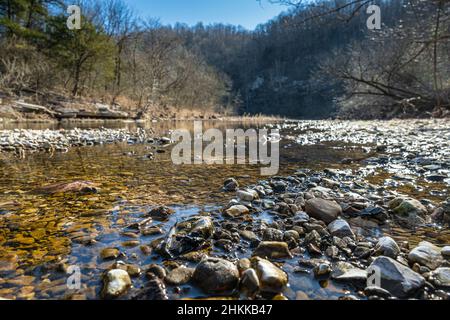 South Sylamore Creek nelle Ozark Mountains in Mountain View, Arkansas. (USA) Foto Stock