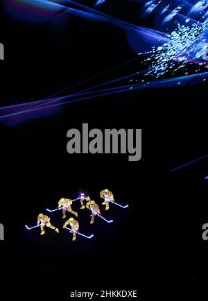 Pechino, Cina. 04th Feb 2022. PECHINO, CINA. 04 Febbraio, 2022 - la cerimonia di apertura dei Giochi Olimpici di Pechino 2022 Credit: Iris van den Broek /Alamy Live News Foto Stock