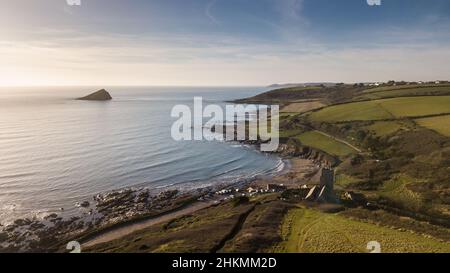 Una veduta di Wembury Beach presa dal drone Foto Stock