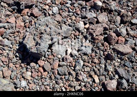 Piccole rocce nei campi di lava paesaggio vulcanico los volcanes parco nazionale Lanzarote Isole Canarie Spagna Foto Stock