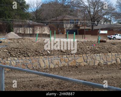 La crescita a North Dallas tende strade, servizio cellulare, nuovi alloggi. Grandi vincitori di costruzioni, arte e ricreazione. Foto Stock