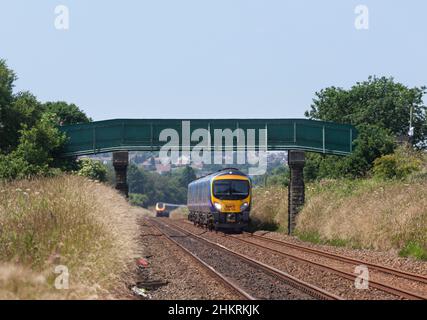 Primo Tranfennine Express Siemens Desiro classe 185 treno 185119 passando Horwich, Lancashire Foto Stock