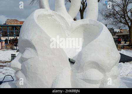 Fotografia scattata al Winterfest, un festival invernale che celebra le sculture del freddo e del ghiaccio, a Lake Geneva, Wisconsin, USA. Foto Stock