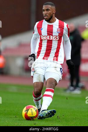 Stoke, Inghilterra, 5th febbraio 2022. Tirese Campbell di Stoke City durante la partita di Emirates fa Cup allo Stadio Bet365 di Stoke. Il credito d'immagine dovrebbe leggere: Andrew Yates / Sportimage Foto Stock