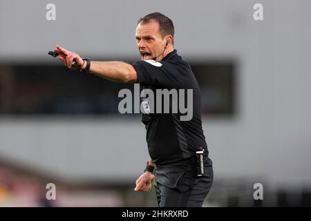 Stoke on Trent, Regno Unito. 05th Feb 2022. Arbitro Eltringham Geoff a Stoke-on-Trent, Regno Unito, il 2/5/2022. (Foto di Mike Morese/News Images/Sipa USA) Credit: Sipa USA/Alamy Live News Foto Stock