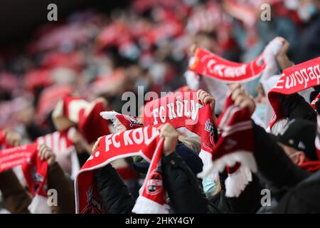 Colonia, Germania. 05th Feb 2022. Bundesliga, giorno di festa 21, 1. FC Koeln - SC Friburgo, i sostenitori di Colonia festeggiano. Credit: Juergen Schwarz/Alamy Live News Foto Stock