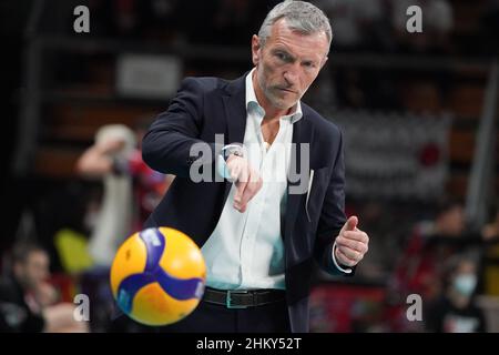 Perugia, Italia. 05th Feb, 2022. emanuele zanini (1Â° allenatore consar ravenna) durante Sir Safety Conad Perugia vs Consar Ravenna, Volley Campionato Italiano Serie A Men Superleague a Perugia, Italia, Febbraio 05 2022 Credit: Independent Photo Agency/Alamy Live News Foto Stock