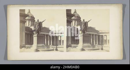 Arte ispirata dalla vista della Cattedrale di Kazan a San Pietroburgo con un monumento al Maresciallo campo Mikhail Kutuzov di fronte ad essa, Alfred Lorens, Sint-Petersburg, c.. 1860 - c. 1880, cartone, stampa albume, altezza 85 mm x larghezza 170 mm, opere classiche modernizzate da Artotop con un tocco di modernità. Forme, colore e valore, impatto visivo accattivante sulle emozioni artistiche attraverso la libertà delle opere d'arte in modo contemporaneo. Un messaggio senza tempo che persegue una nuova direzione selvaggiamente creativa. Artisti che si rivolgono al supporto digitale e creano l'NFT Artotop Foto Stock