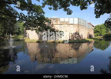 Castello ormeggiato a Bad Vilbel, Hesse, Germania Foto Stock