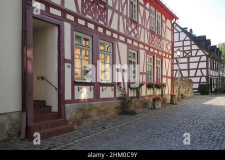 Storiche case a graticcio a Eltville, Rheingau, Assia, Germania Foto Stock