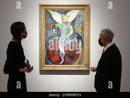 New York, Stati Uniti. 06th Feb 2022. Le jongleur di Marc Chagall è in mostra da Christie's 20th/21st Century London Evening sale: Shanghai to London at Christie's in New York City on Friday, February 4, 2022. Foto di John Angelillo/UPI Credit: UPI/Alamy Live News Foto Stock