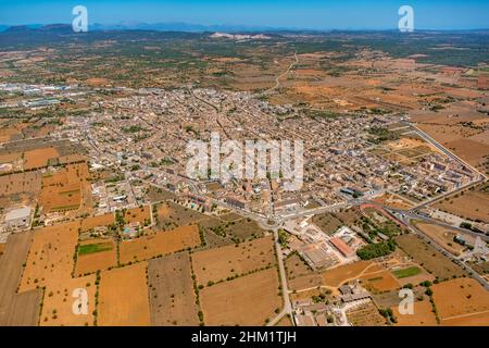 Vista aerea, vista sulla città Campos e cath. Chiesa Església de Sant Julià, Campos, Maiorca, Isole Baleari, Spagna, Sito devozionale, ES, Europa, Religiou Foto Stock