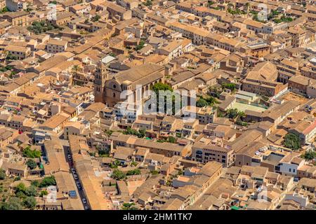 Vista aerea, vista sulla città Campos e cath. Chiesa Església de Sant Julià, Campos, Maiorca, Isole Baleari, Spagna, Sito devozionale, ES, Europa, Religiou Foto Stock