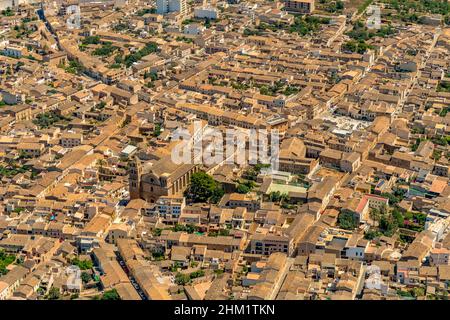 Vista aerea, vista sulla città Campos e cath. Chiesa Església de Sant Julià, Campos, Maiorca, Isole Baleari, Spagna, Sito devozionale, ES, Europa, Religiou Foto Stock