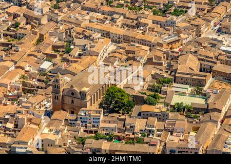 Vista aerea, vista sulla città Campos e cath. Chiesa Església de Sant Julià, Campos, Maiorca, Isole Baleari, Spagna, Sito devozionale, ES, Europa, Religiou Foto Stock