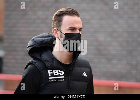 NOTTINGHAM, REGNO UNITO. FEBBRAIO 6th James Maddison di Leicester City durante la partita di fa Cup tra Nottingham Forest e Leicester City al City Ground di Nottingham domenica 6th febbraio 2022. (Credit: Jon Hobley | MI News) Credit: MI News & Sport /Alamy Live News Foto Stock