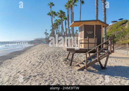 Chiuso bagnino casa in una spiaggia a San Clemente, Orange County, California Foto Stock