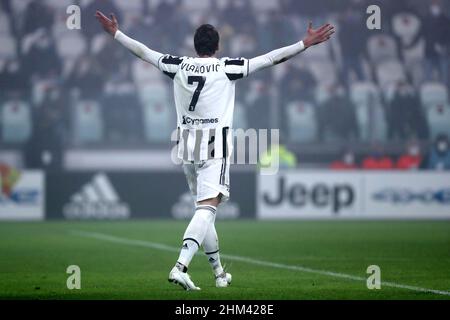 Torino, Italia. 06th Feb 2022. Dusan Vlahovic della Juventus FC si è comportato durante la serie Una partita tra la Juventus FC e l'Hellas Verona FC allo Stadio Allianz il 6 febbraio 2022 a Torino, Italia. Credit: Marco Canoniero/Alamy Live News Foto Stock