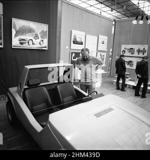 Car Concept, esposizione dei paesi del Consiglio di mutua assistenza economica. Mosca, Russia, URSS, aprile 1981 Foto Stock