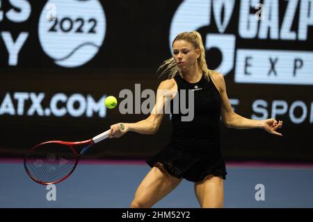 San Peterburg, Russia. 07th Feb 2022. Camila Giorgi d'Italia che gioca contro Ekaterina Alexandrova di Russia durante il torneo di tennis St.Petersburg Ladies Trophy 2022.Punteggio finale: (Ekaterina Alexandrova 2-1 Camila Giorgi). Credit: SOPA Images Limited/Alamy Live News Foto Stock