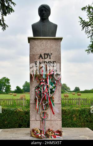 Busto di Endre Ady (Andrew Ady), Érmindszent, Contea di Satu Mare, Romania, Europa Foto Stock