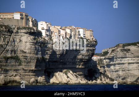 Bonifacio, Corsica, Francia (scannerizzata da colorslide) Foto Stock
