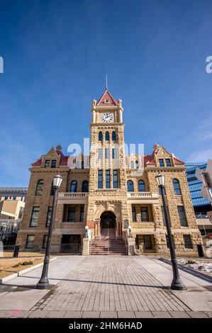 Calgary, Albert a - 6 febbraio 2022: Facciata esterna del vecchio municipio di Calgary. Foto Stock