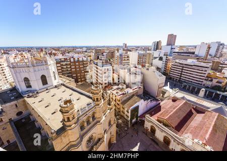 Castellon de la Plana, Spagna. Febbraio 1, 2022. Vista ad angolo della città vecchia di Castellon. Foto Stock