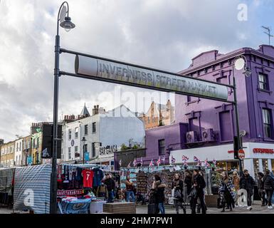 Inverness Street Market, Camden Town, Londra, Inghilterra, Regno Unito Foto Stock