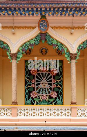 Tempio di CaO dai, villaggio di Long Than, provincia di Tay Ninh, a nord-ovest di ho Chi Minh City (Saigon), Vietnam meridionale, Asia sud-orientale Foto Stock