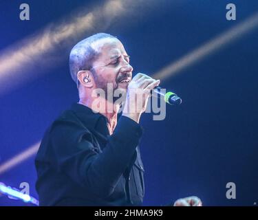 Bergamo, Italia. 07th Feb 2022. RAF durante Raf & Tozzi, Concerto cantante english in Bergamo, Italia, 07 febbraio 2022 Credit: Agenzia fotografica indipendente/Alamy Live News Foto Stock